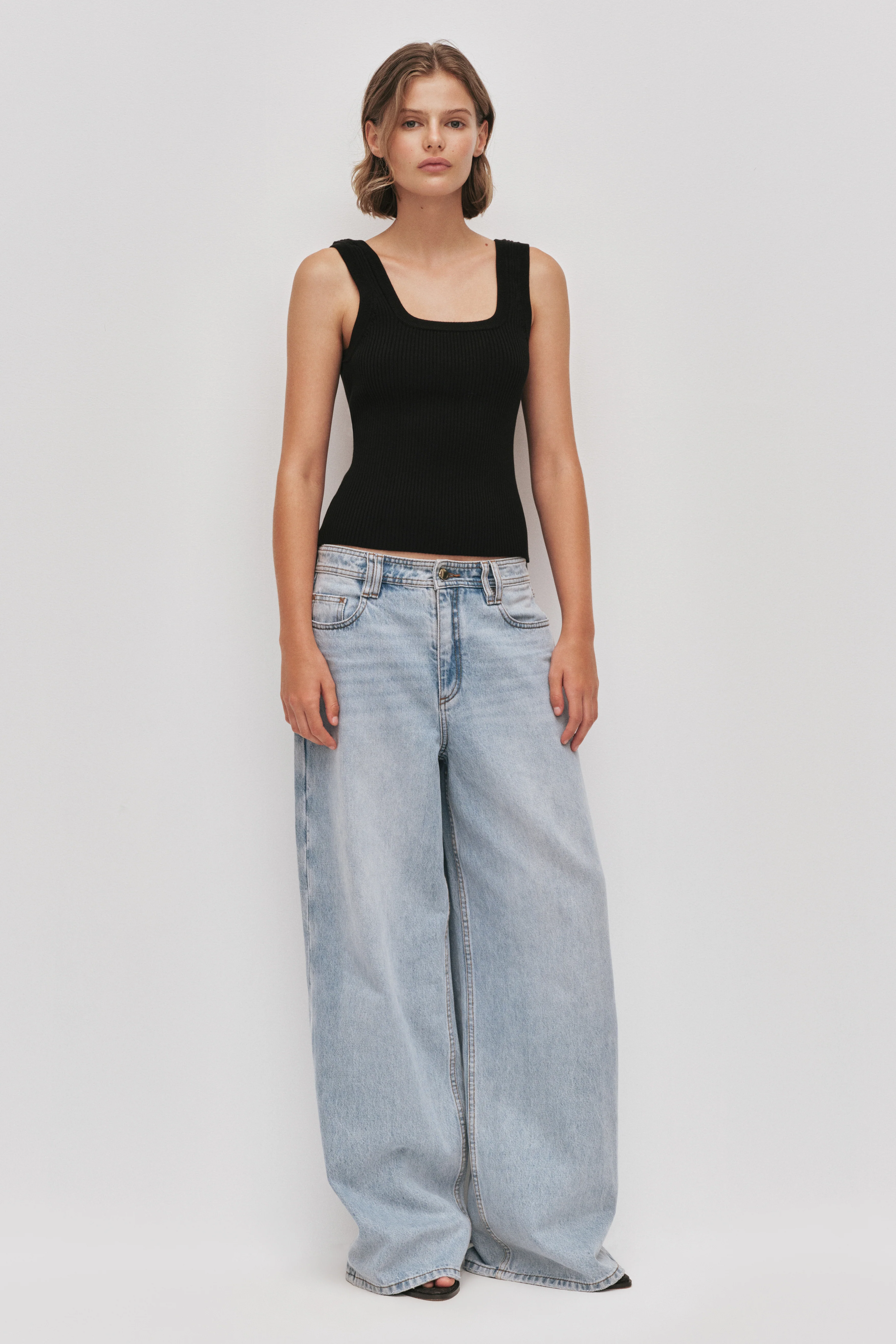 Rylan Extra Wide Leg Jean - Image 3