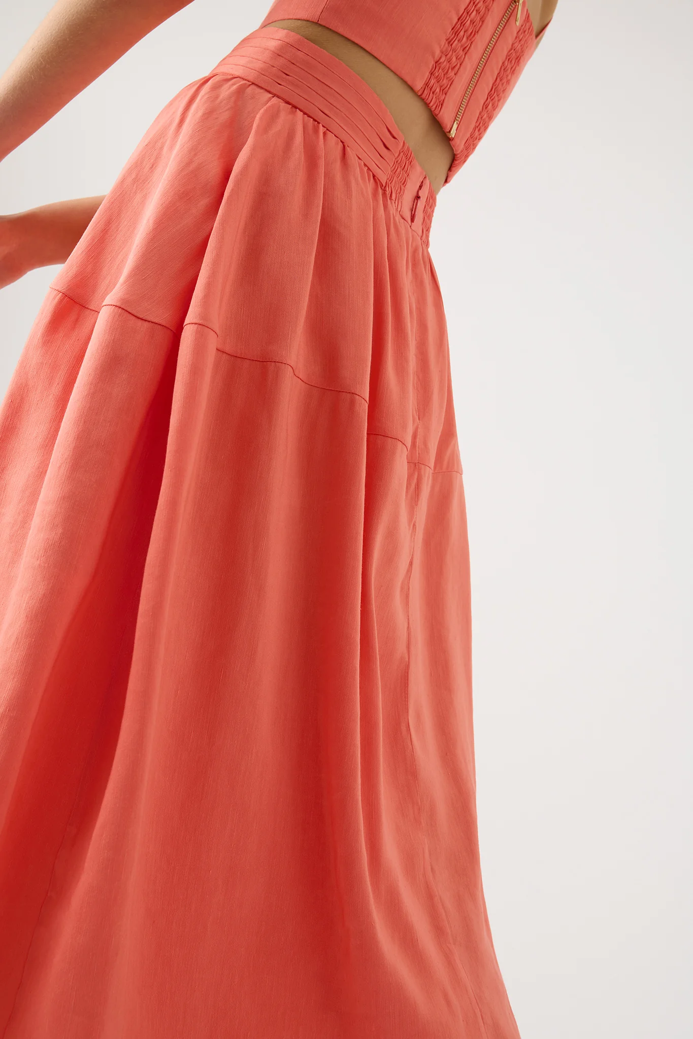 Shelly Flare Tuck Midi Skirt - Image 4