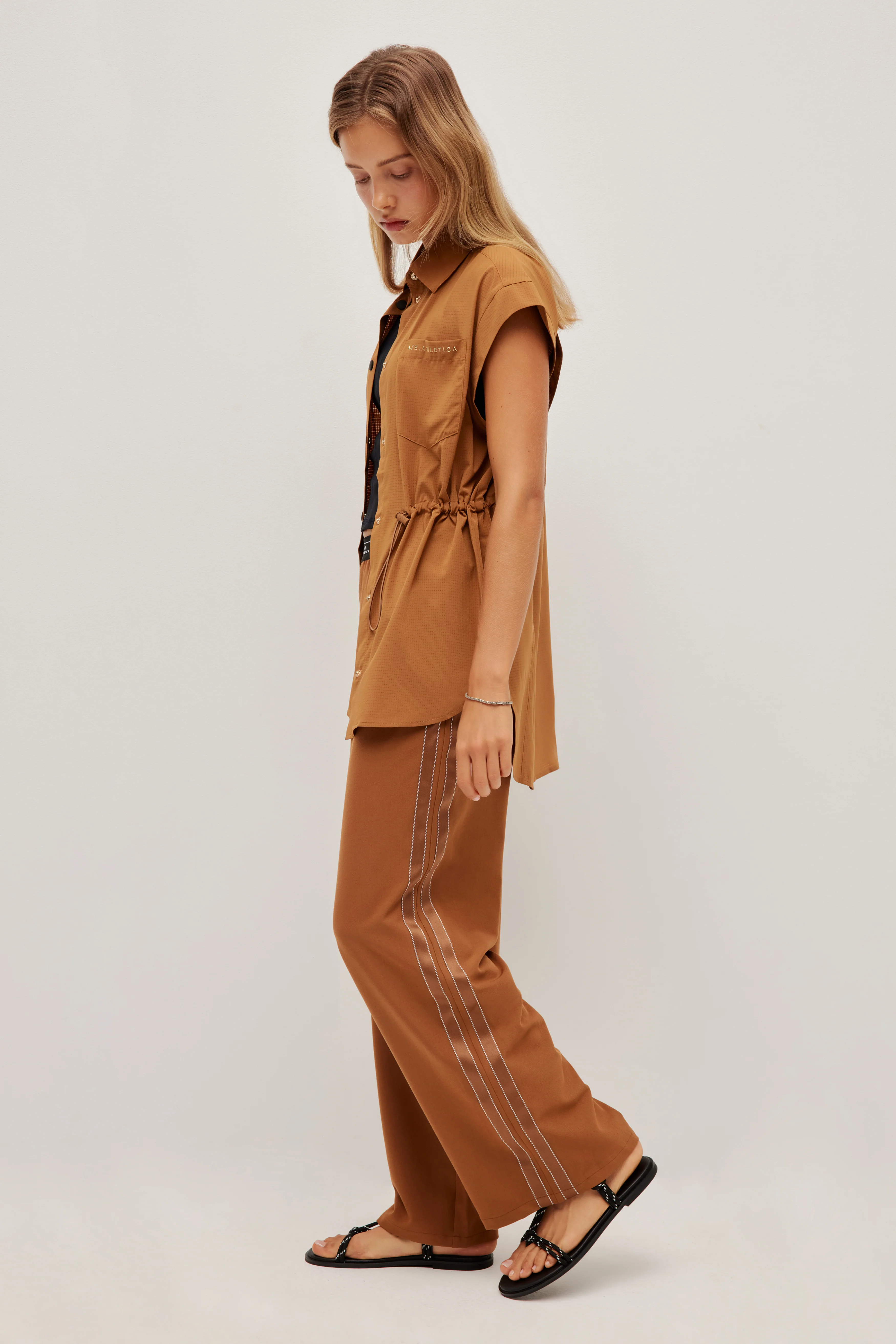 Sleeveless Shirt - Image 14