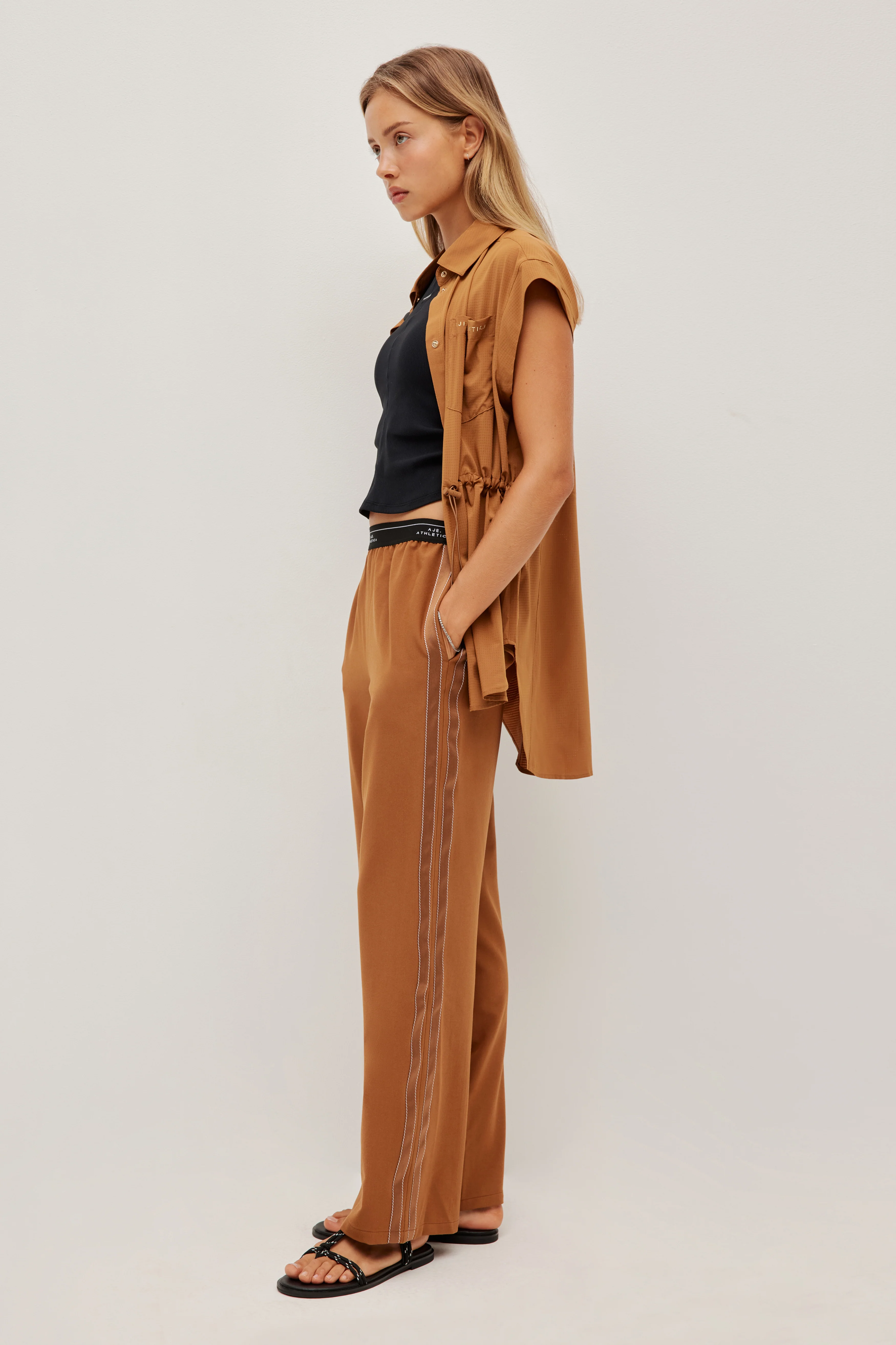 Sleeveless Shirt - Image 7