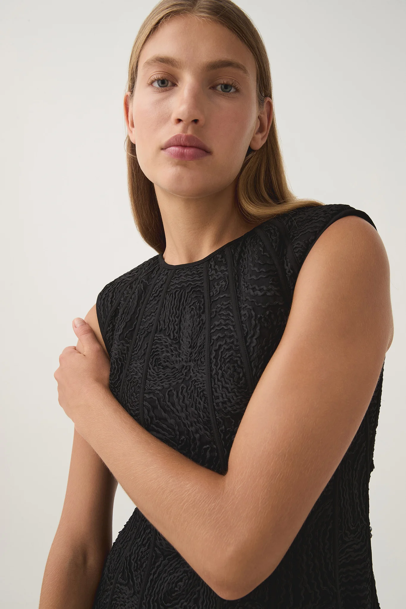 Soleil Lace Midi Dress - Image 4