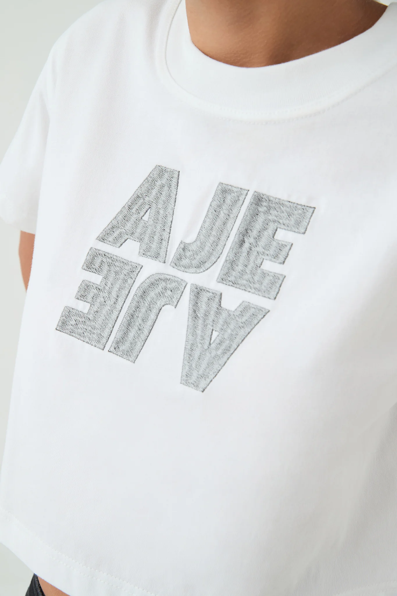 Spark Logo Cropped Tee - Image 5