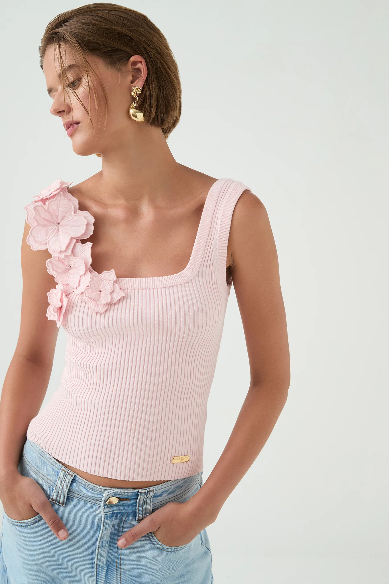 Splendour Flower Knit Tank - Image 4