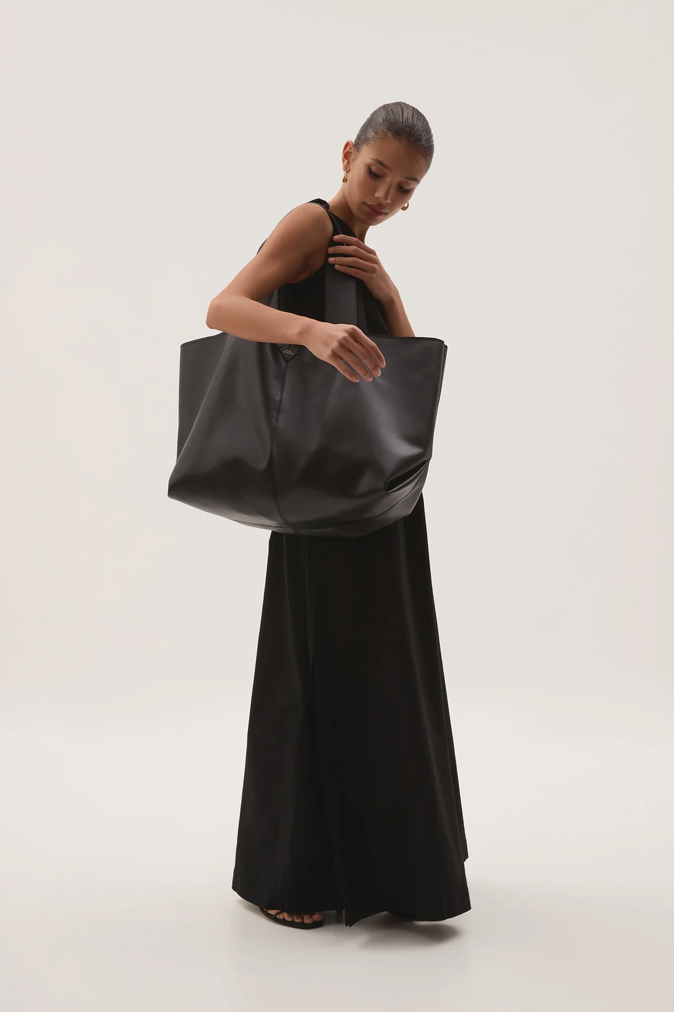 Synergy Leather Tote - Image 6