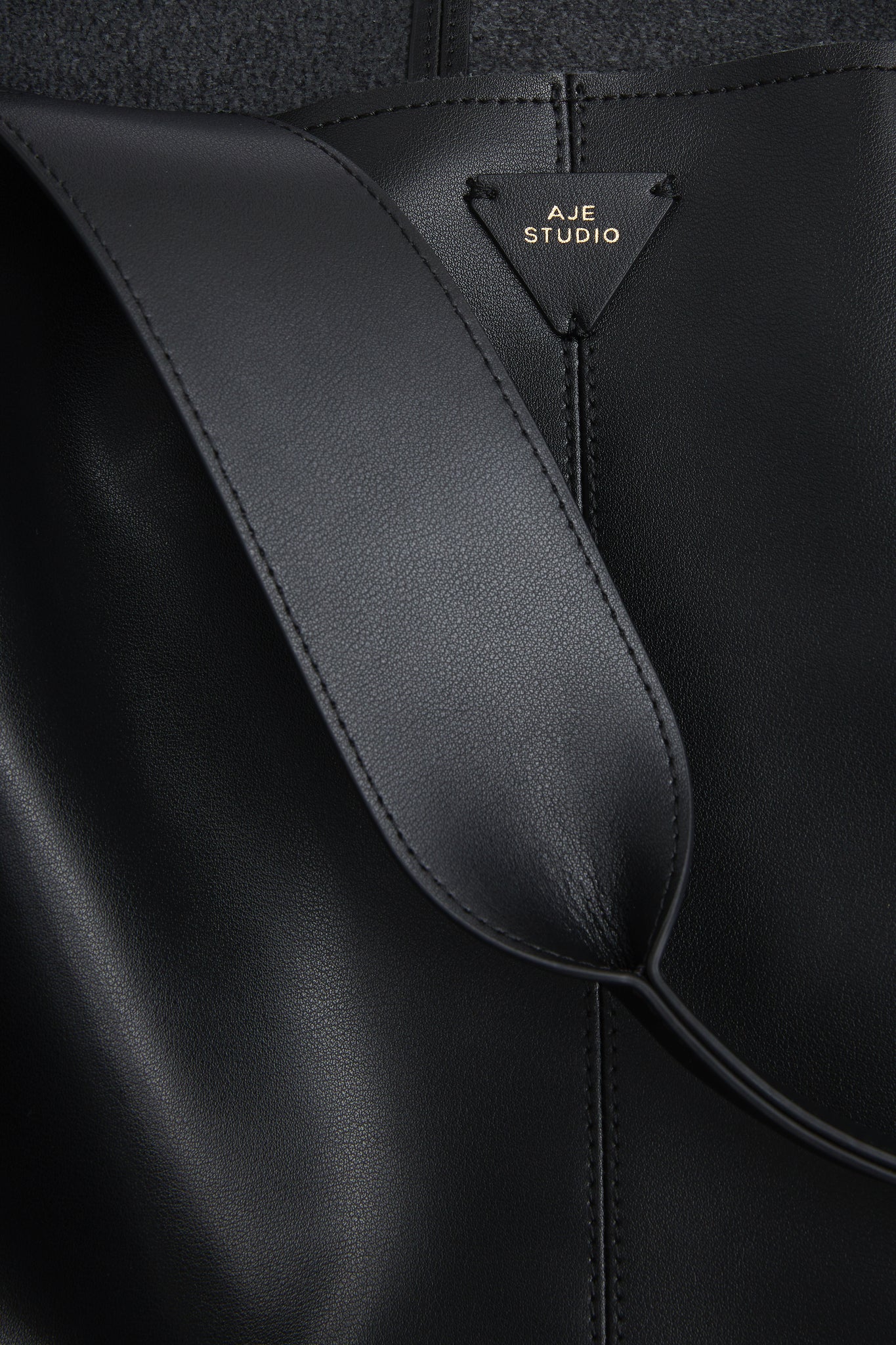 Synergy Leather Tote - Image 8