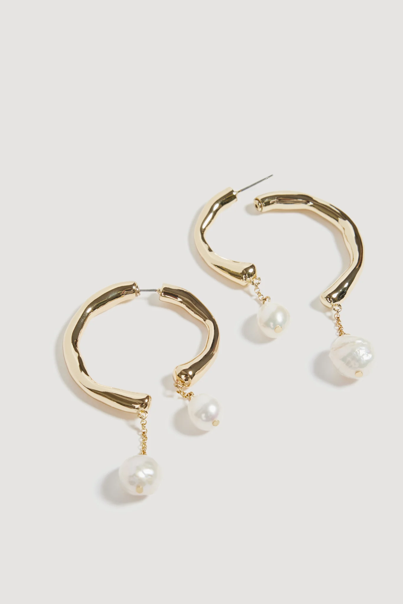 Talla Pearl Drop Hoop - Image 3
