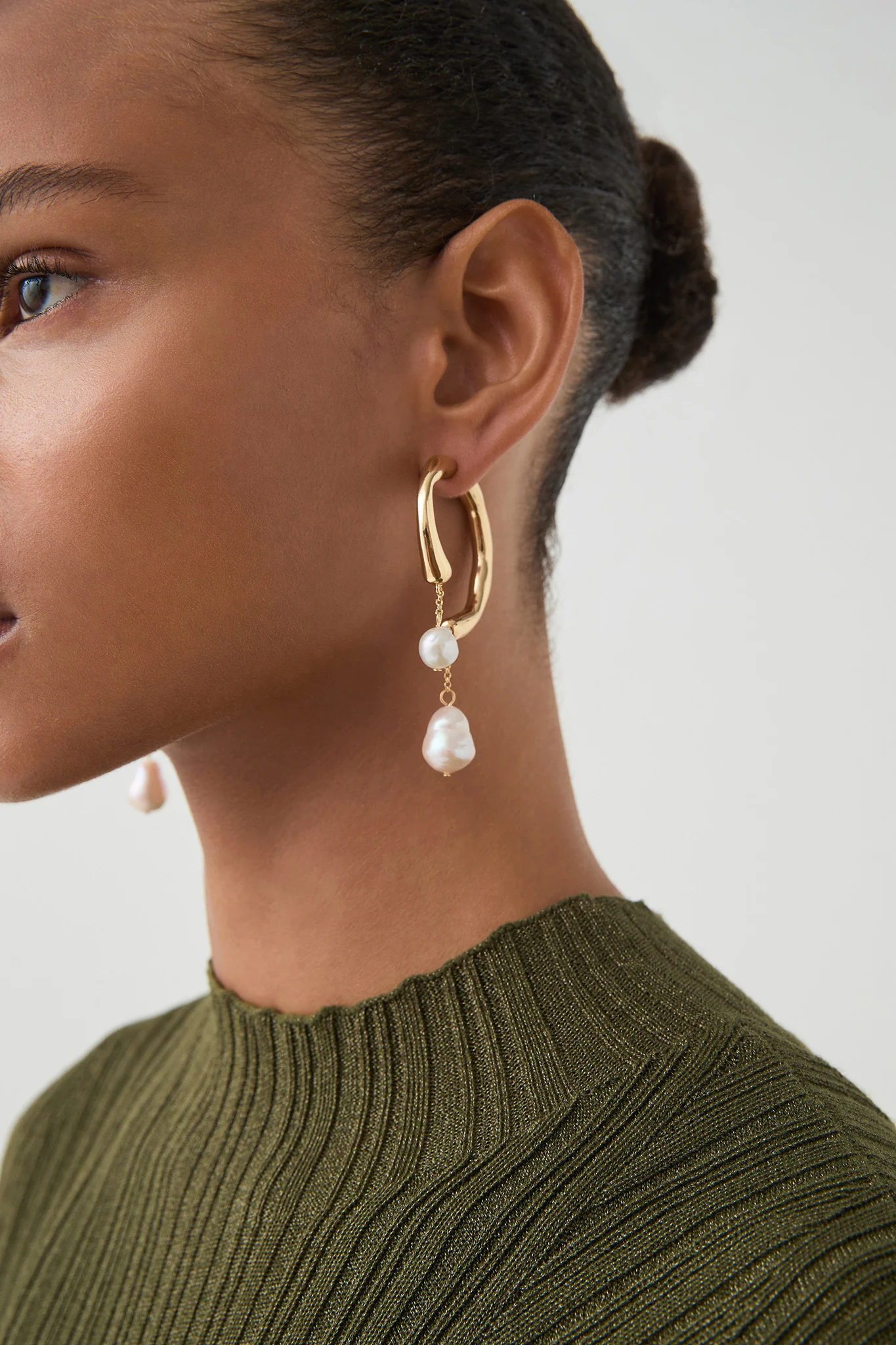 Talla Pearl Drop Hoop - Image 6