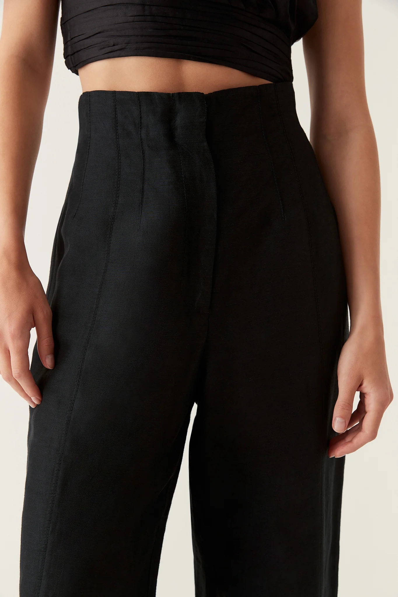 Theory Cinched Pant - Image 4