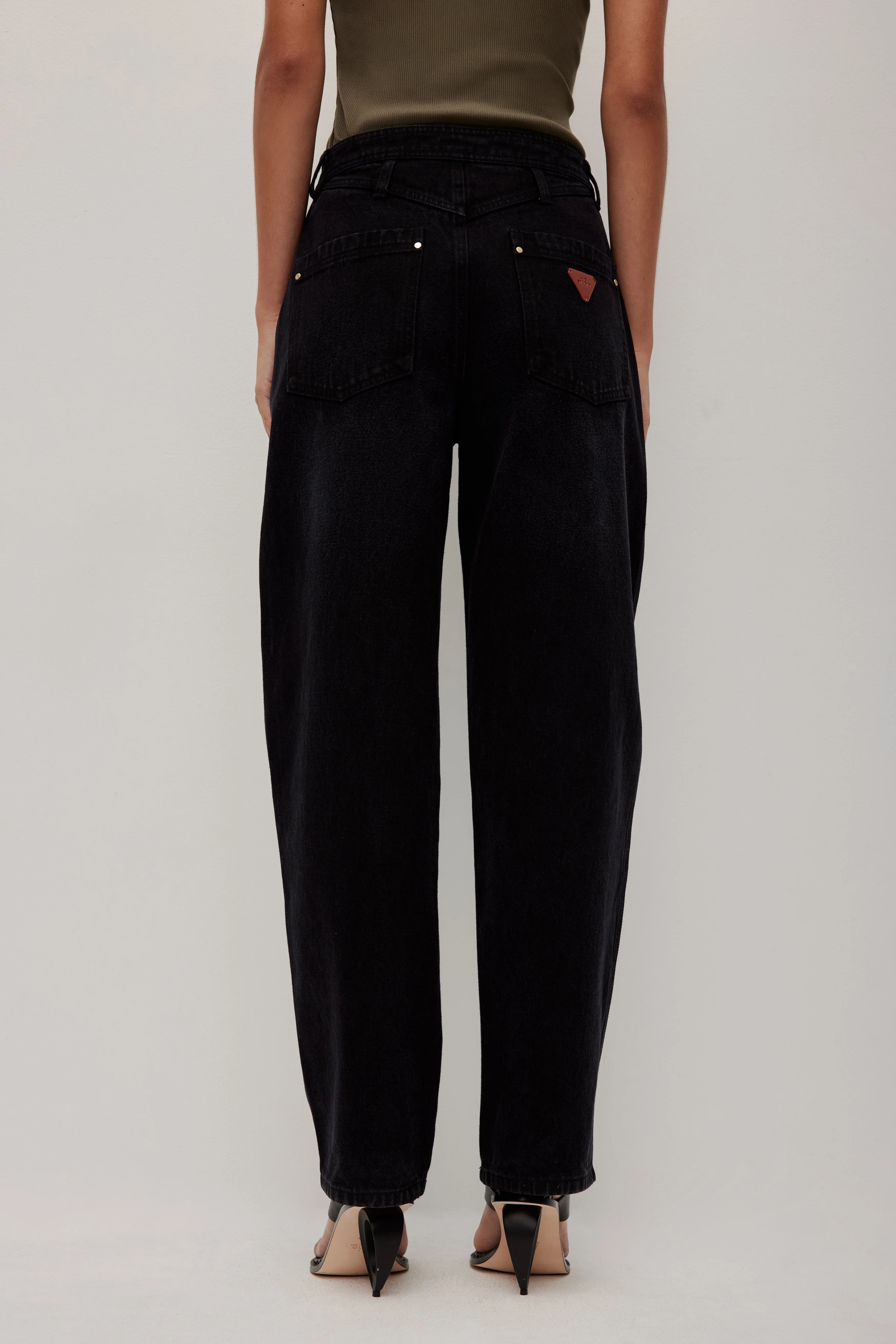 Tully Bubble Crop Jean - Image 10