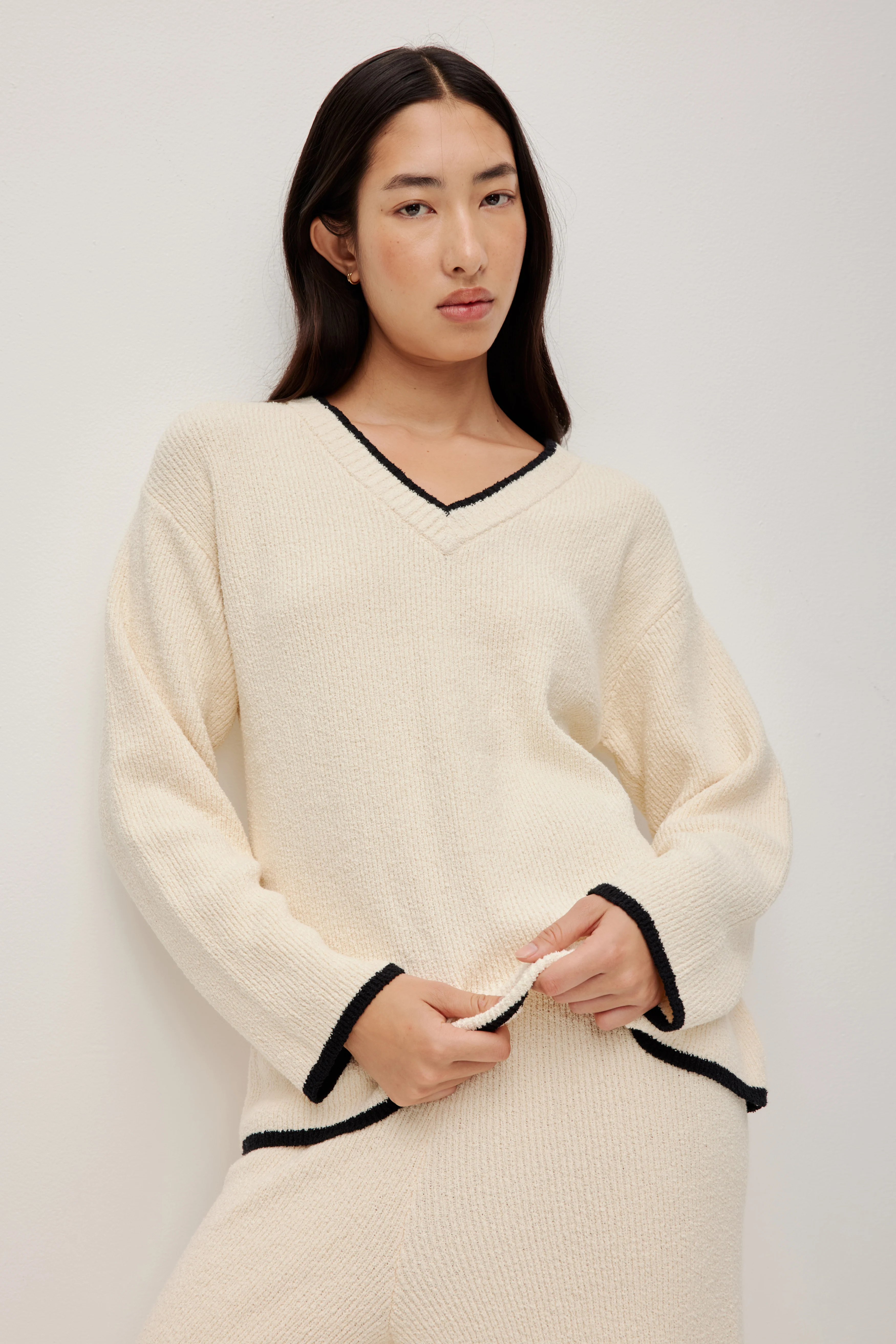 V-Neck Knit Jumper - Image 3