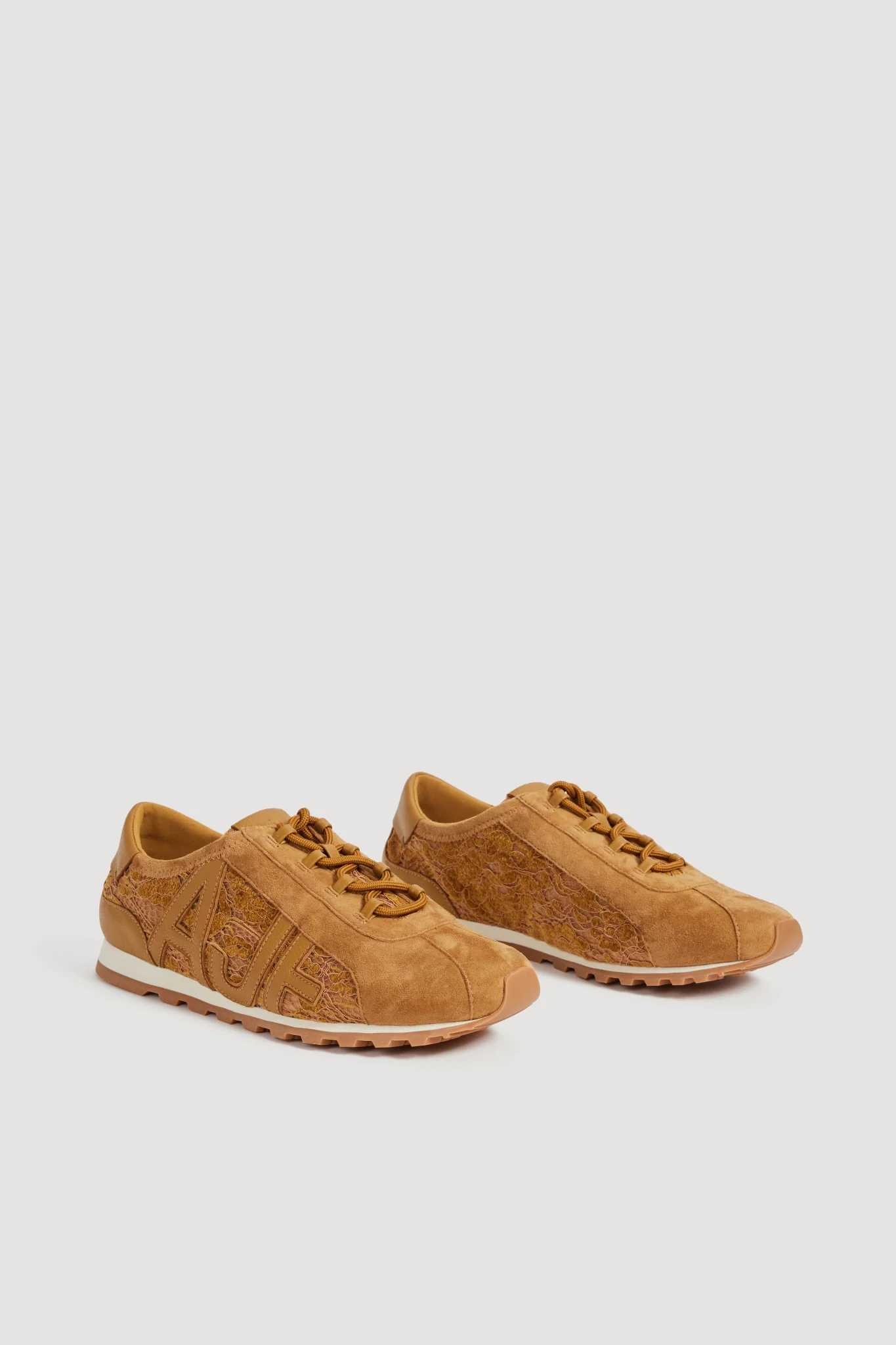 Valli Lace Logo Trainer - Image 2