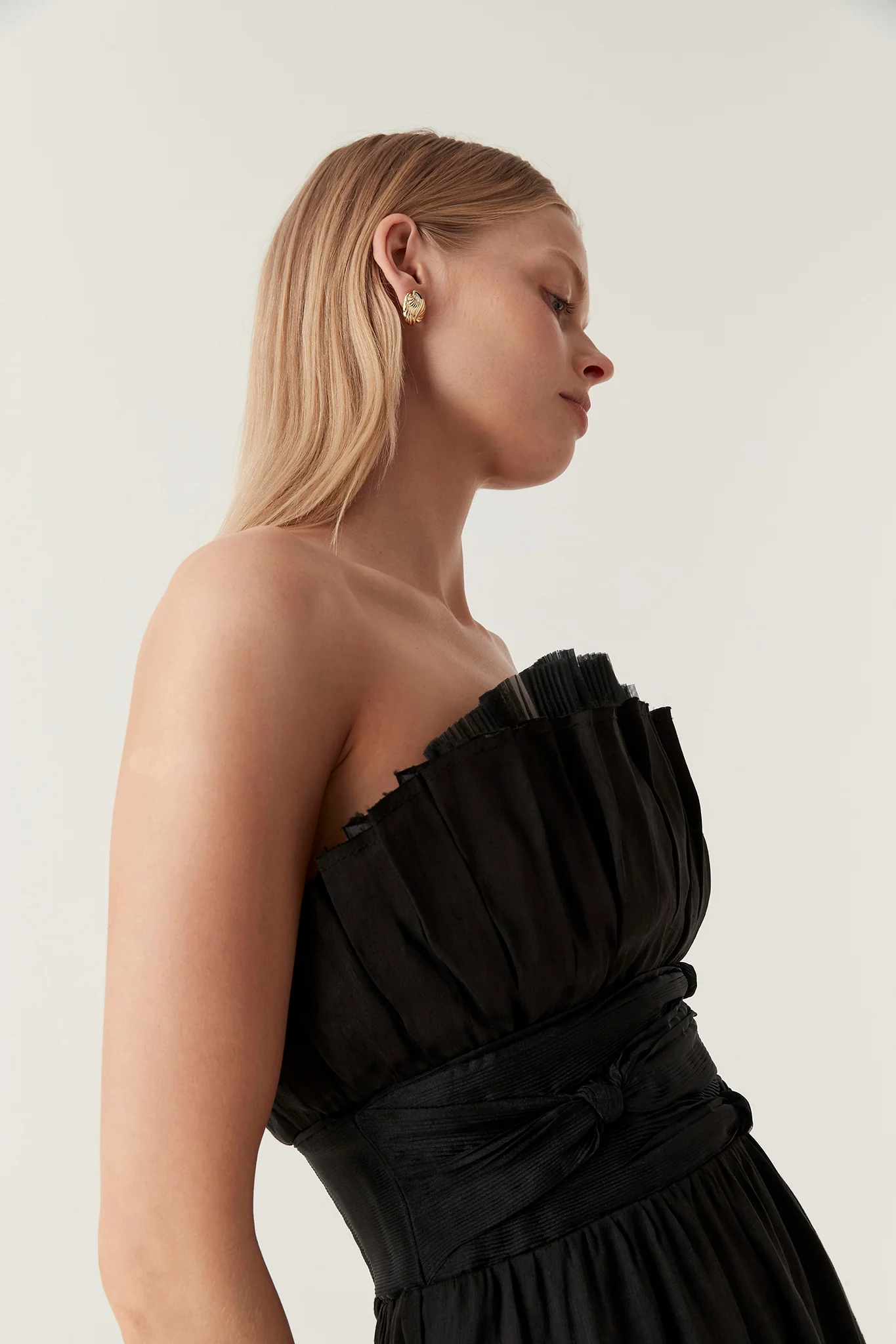 Whisper Knot Waist Midi Dress - Image 4